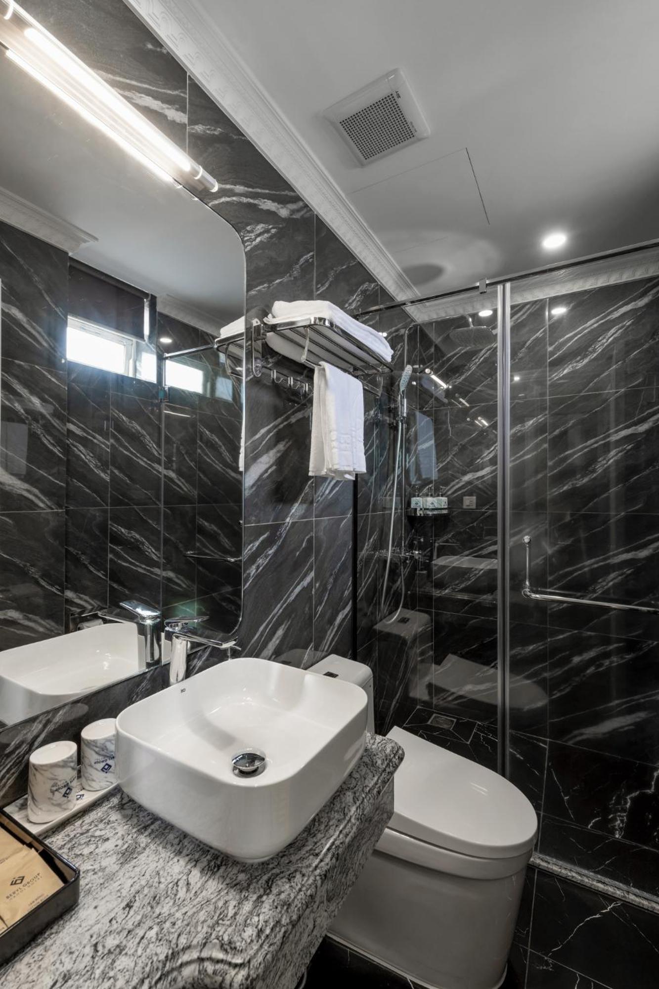 Avani Central Hanoi Hotel ภายนอก รูปภาพ